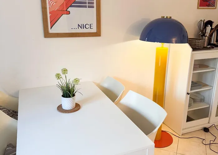 Διαμέρισμα Le Soleil D'or 4 Pers Parking Wifi *